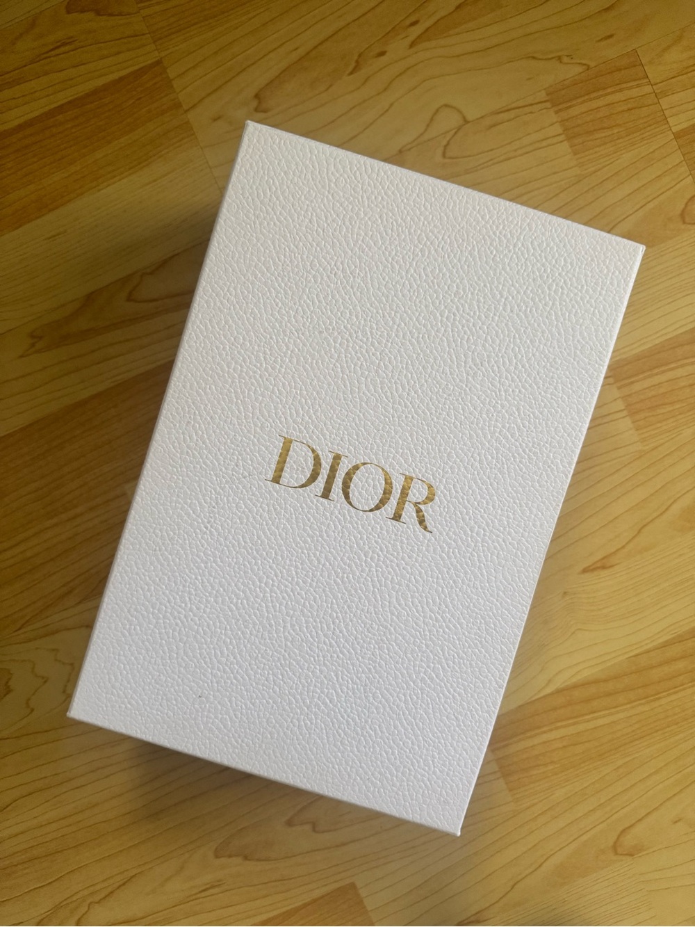 Dior White Box with Black Label Detail